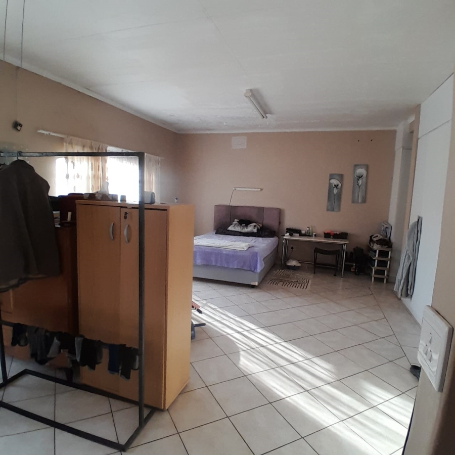 4 Bedroom Property for Sale in Schietfontein North West